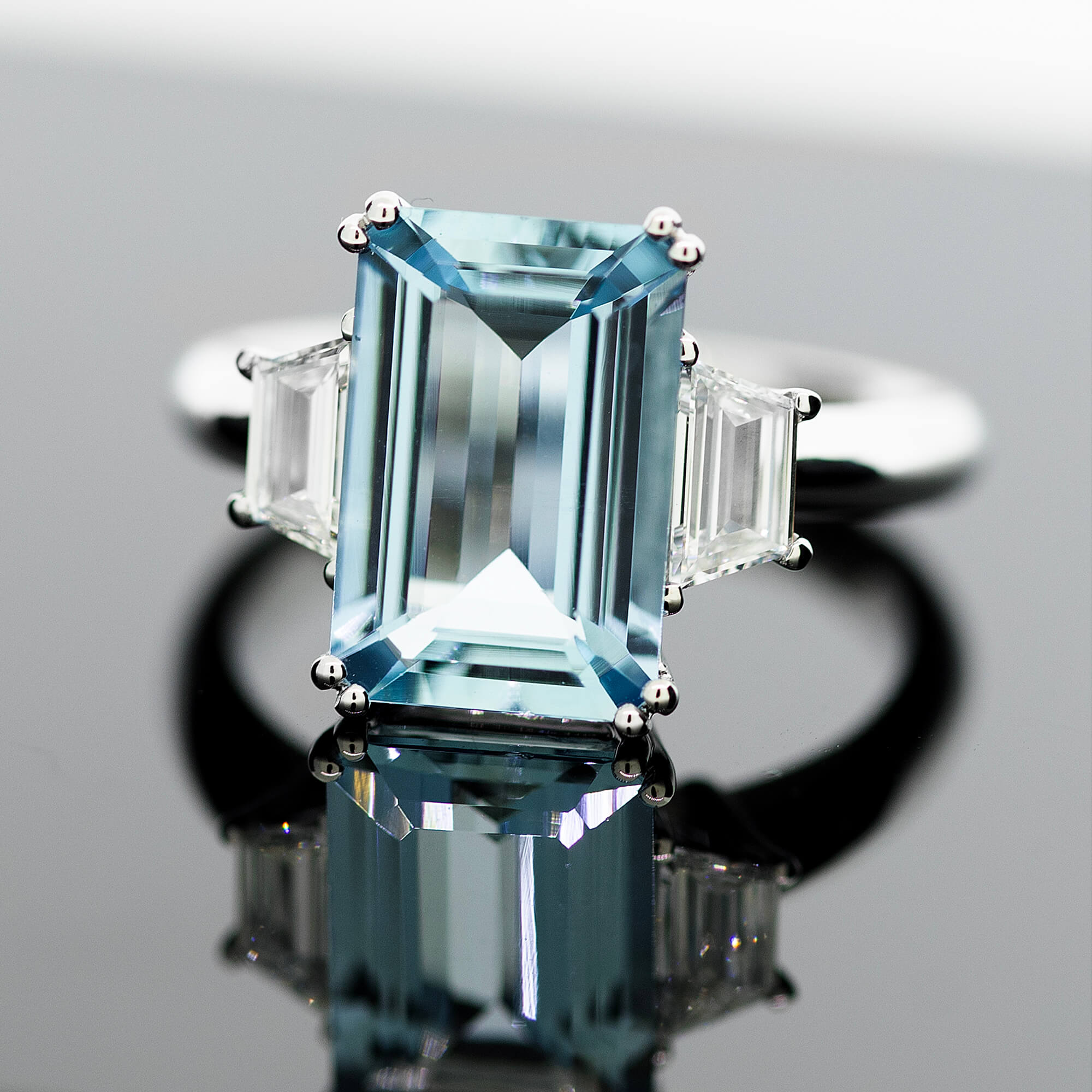 Aquamarine Engagement Rings