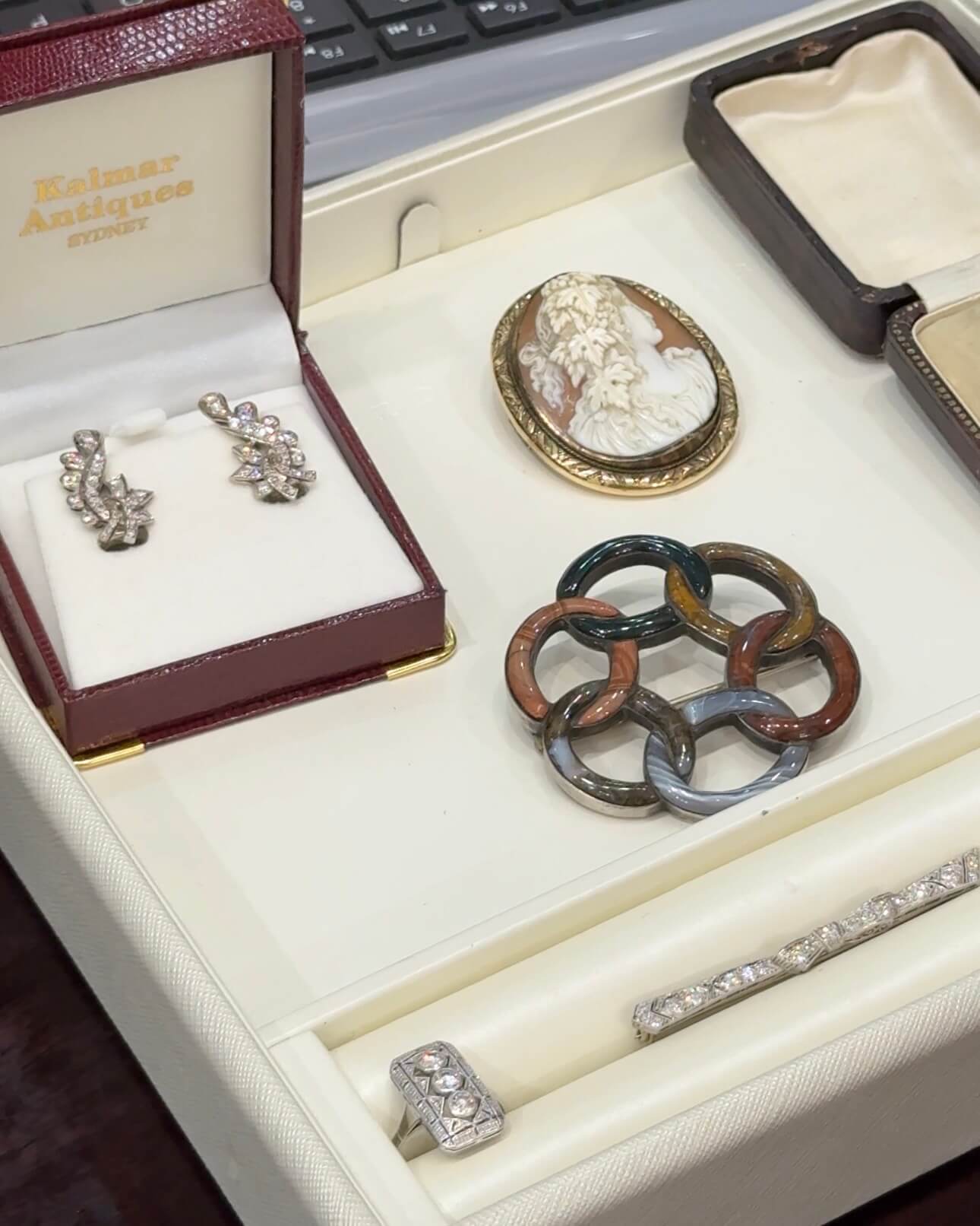 Antique Jewellery Roadshow August 2026 | Customer Jewellery