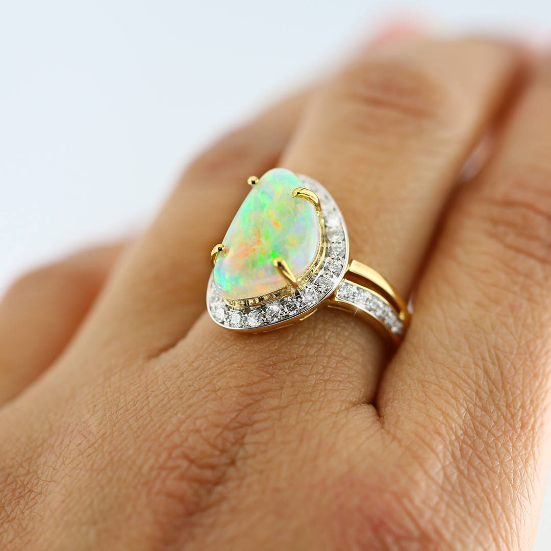 Opalescence Ring 