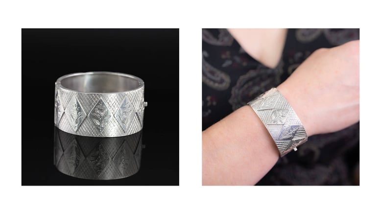 Victorian Silver Bangle Hallmarked Birmingham 1883 SKU 563160 | Gerard McCabe Antiques 2026